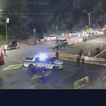 Por explosión de vehículo en la Autopista Medellín – Bogotá, el peaje de Copacabana se encuentra cerrado en ambos sentidos. Tomar vías alternas.