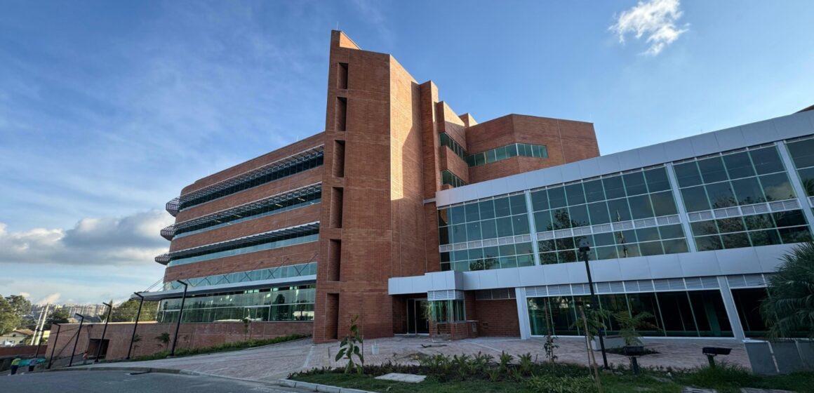 WhatsApp Image 2026-01-07 at 5.11.15 PM La Cámara de Comercio inicia la temporada de renovación de la matrícula mercantil en el Oriente Antioqueño