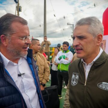 WhatsApp Image 2026-02-06 at 6.51.04 PM Alcaldía de Rionegro y Gobernación de Antioquia trabajan articuladamente por la transformación del territorio, con una inversión de más de $250 mil millones