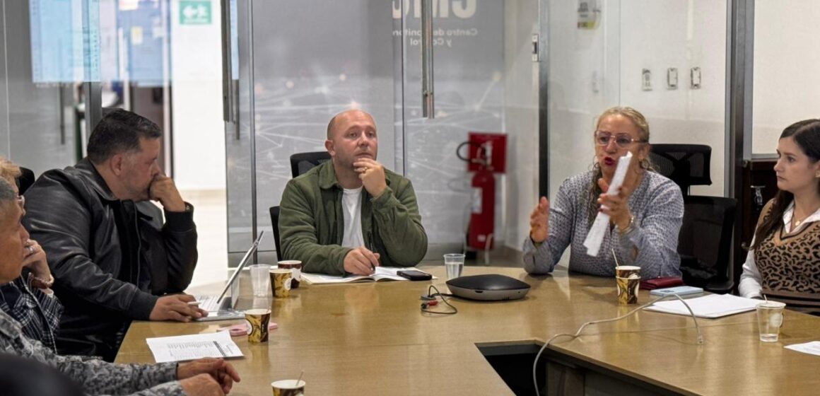 WhatsApp Image 2026-02-13 at 5.03.15 PM Rionegro se sigue preparando para la gran fiesta democrática: pedagogía electoral, tarjetones y garantías para 2026