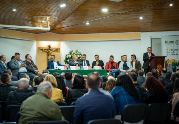 WhatsApp Image 2026-02-14 at 4.38.10 PM Concejo de Rionegro realizó posesión de la Mesa Directiva 2026 e instaló periodo de sesiones extraordinarias para debatir 3 Proyectos de Acuerdo